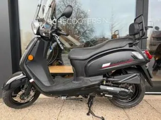 sym fiddle 2 | nov 2023 | 45km | zeer nette staat!! — scooters | sym — marktplaats