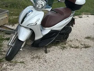 piaggio beverly 300, 2018 god.