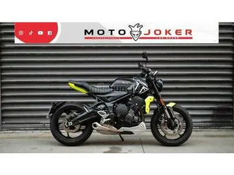 triumph - trident 660