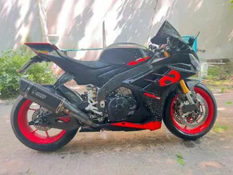 aprilia rsv4 2023 nur 3800 km