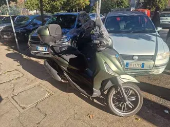 piaggio beverly 300 s verde