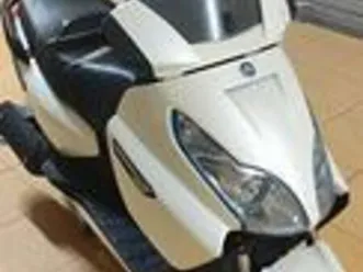 piaggio x7 125 - 2010