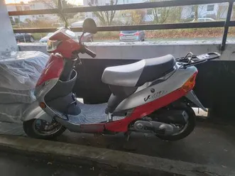 roller, peugeot v-clic ,45 kmh