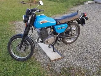 mz etz 250 niebieska 1983 rok skoczów