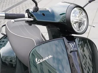 vespa gts 125 racing green