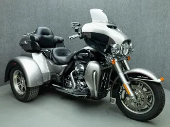 2016 harley davidson flhtcutg tri glide ultra classic trike w/abs