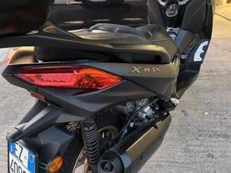 yamaha x-max 300