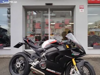 ducati panigale v4 panigale v4 sp, čr, nádherný s | sauto.cz