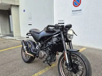 husqvarna vitpilen 401 35kw 15'000km remus sportauspuff