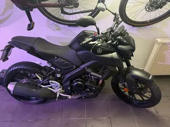 yamaha mt motorrad schwarz - sportliches naked bike