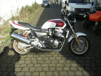 wir suchen honda cb 1300/sc 40/54,honda x4/ sc 38