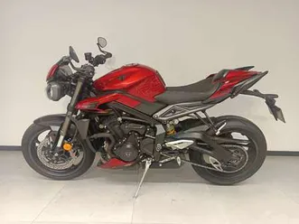 triumph street triple 765