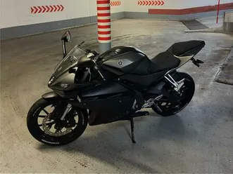 yamaha in schöner grau-schwarz optik , yzf-r125