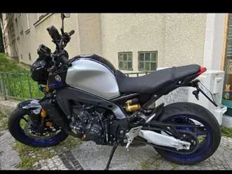 yamaha mt-09 sp blau