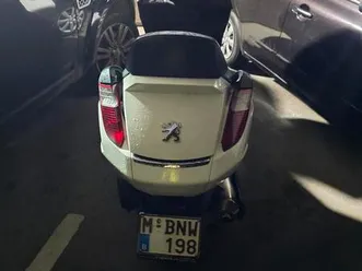 ② prugeot satel8s 125rs met alarm