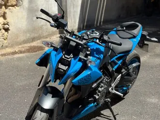 suzuki gsx-8s très bon état 4500km