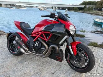 ducati 1200 diavel de 2012