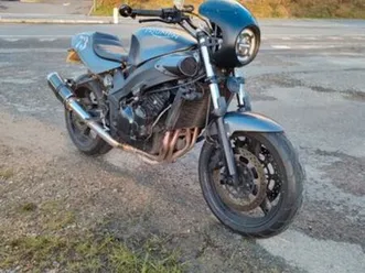 triumph speed four café racer