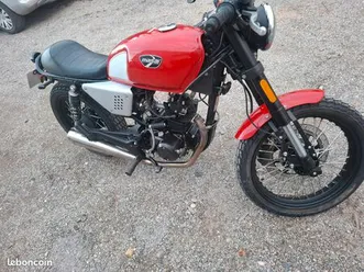 moto masai black cafe 50