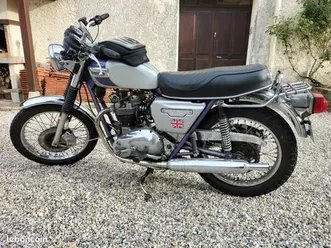 triumph 750 bonneville