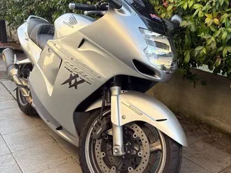 honda cbr 1100 blackbird