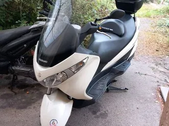scooter 125 suzuki burgman