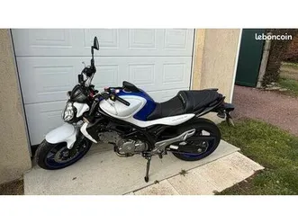 moto suzuki gladius sfv 650