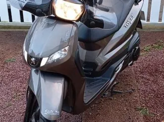 scooter peugeot 125