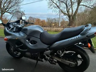 moto suzuki gsx-f 750