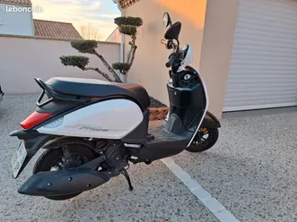 scooter sym mio es