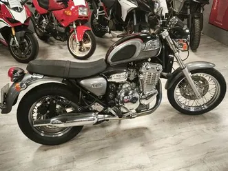 triumph thunderbird 2002 – 22 000 km – 4 790