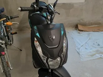 scooter électrique e-streetzone 50 cc neuf moins de 500 km