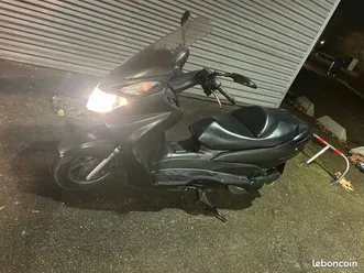 scooter suzuki, bergman