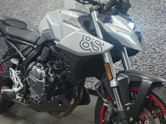 suzuki gsx-8s garantie 5 ans 800 cm3