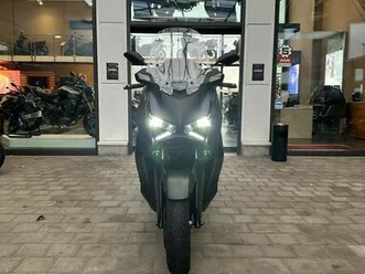 yamaha xmax 125 techmax