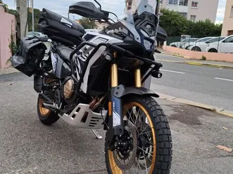voge ds800x rally , moto de direction, garantie 3 ans ..