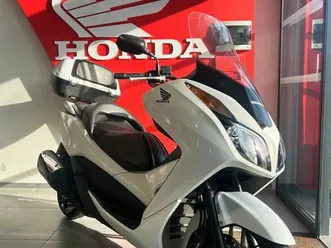 forza 300 c-abs à partir de 39e /mois