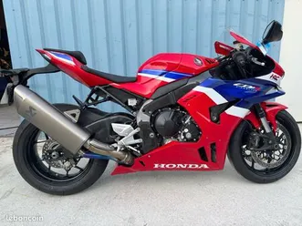 honda cbr 1000 rr-r 2025 standard