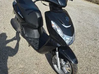 vend scooter état neuf