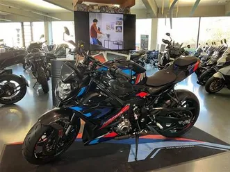 bmw m 1000 r