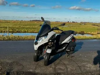 piaggio mp3 300 hpe sport — motoren | piaggio — marktplaats