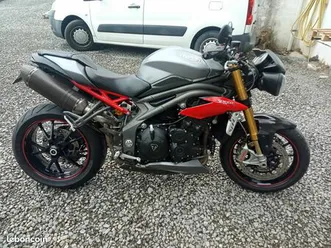 vends triumph speed triple 1050 r
