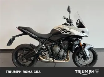 triumph tiger sport 660