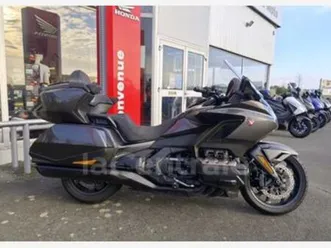 1800 airbag touring dct