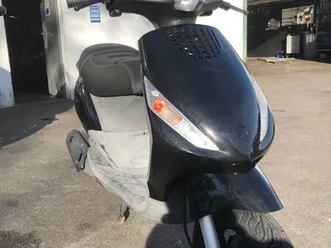 piaggio zip 2 temps