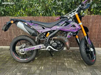 moto rieju mrt pro 50cm3
