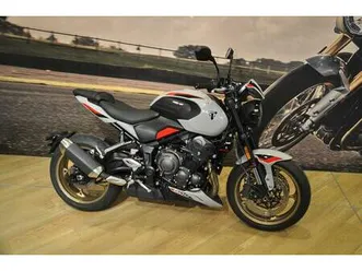 triumph trident 800 my 26 jetzt vorbestellen