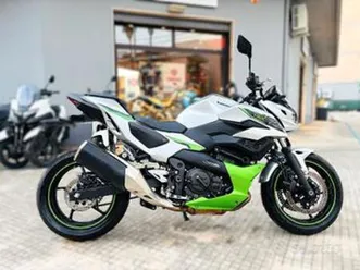 kawasaki z 7 hybrid 2025 km 4000