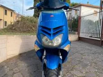 aprilia leonardo 125