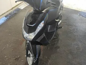 scooter kisby 50 .250km dans le compteur